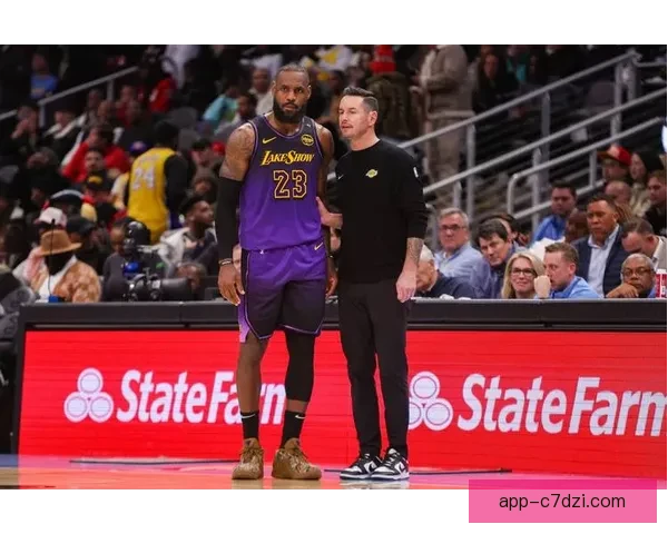 逆转未果东詹55分湖人负快船