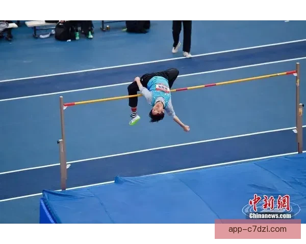 34岁张国伟复出冲击跳高新高度